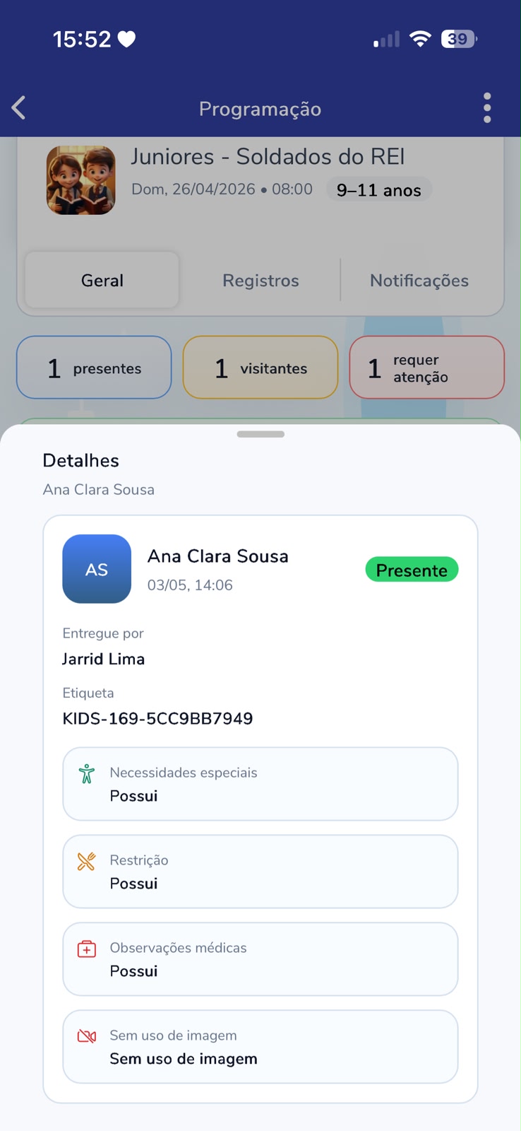Tela mobile do Kids com detalhes da criança na programação